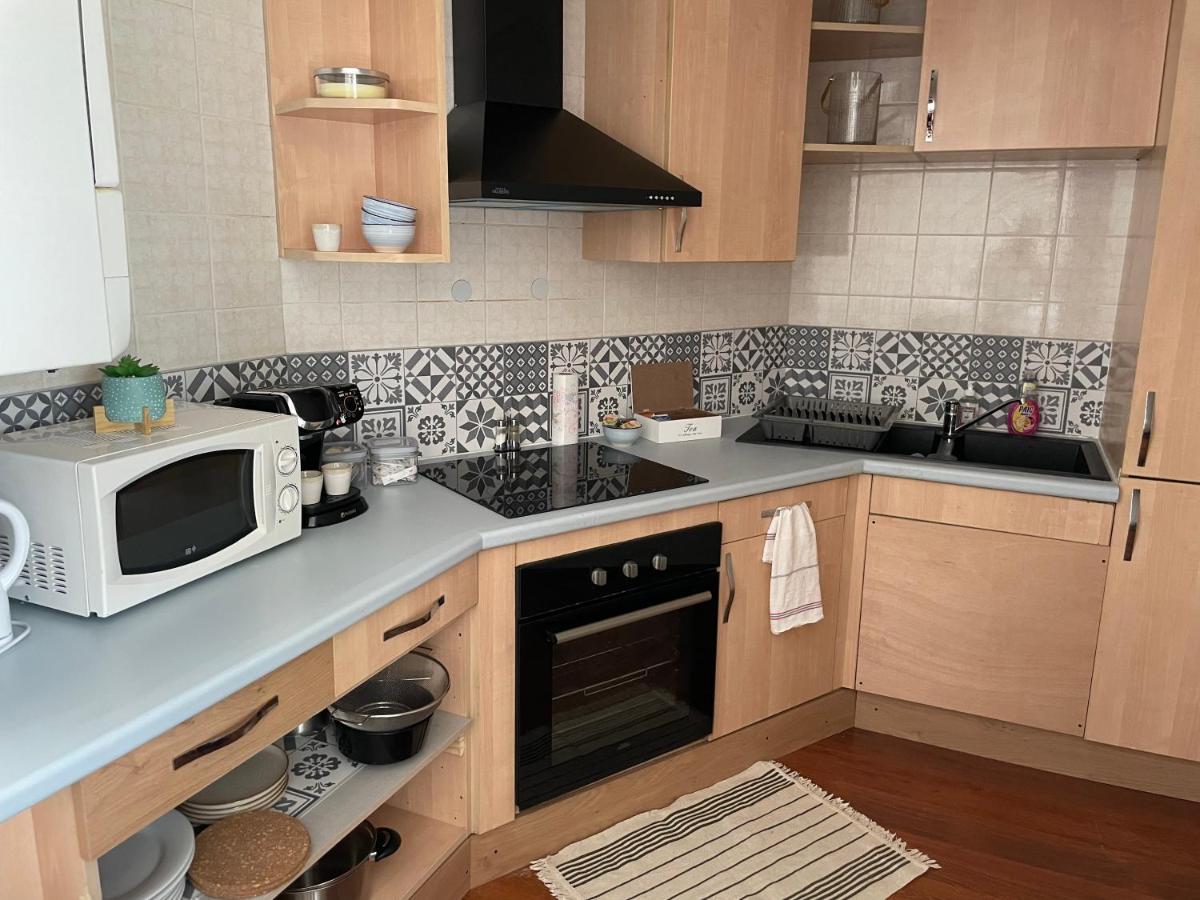 Appartement 2 Chambres Avec Parking Prive Gratuit Dijon Exterior photo